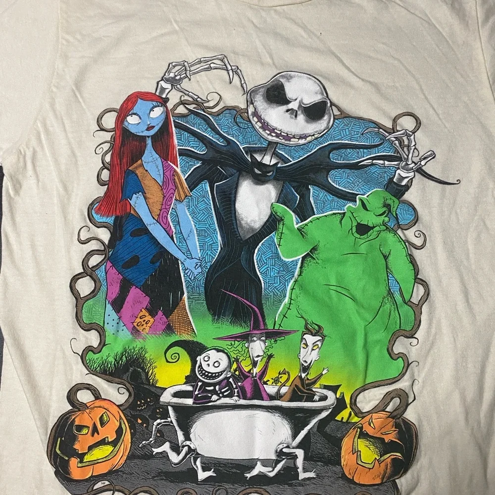 Disney Nightmare Before Christmas Graphic Cream Tee size S - Picture 2 of 7